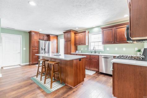 9120 Clear Creek Drive Evansville IN 47711