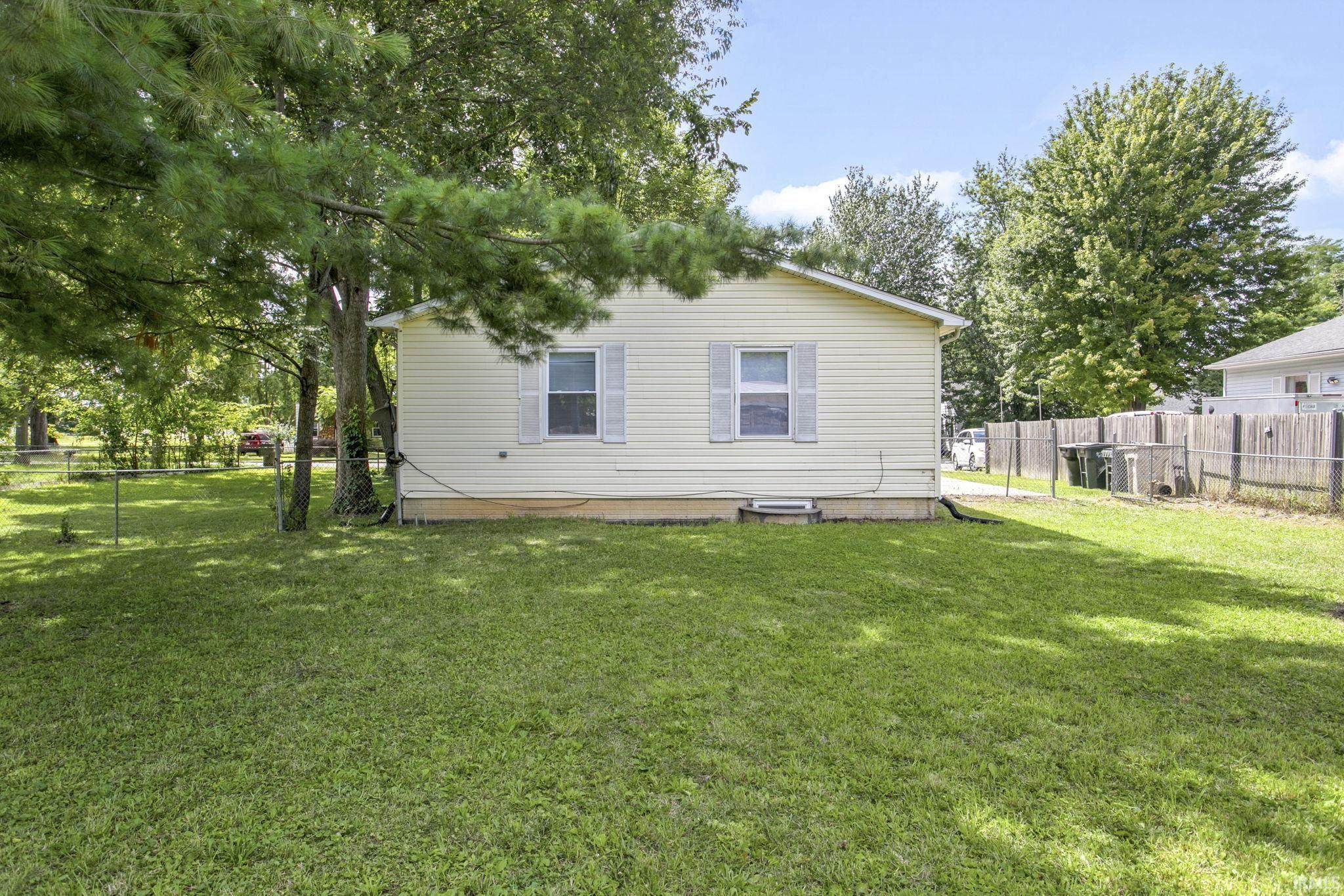 1722 Fremont Street South Bend IN 46628