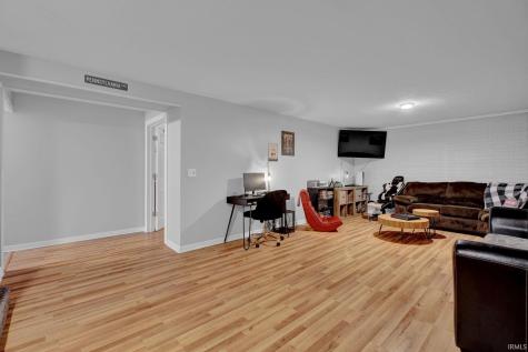 525 Boone Lane Mitchell IN 47446