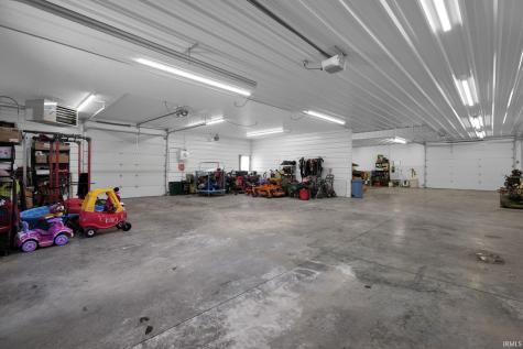 525 Boone Lane Mitchell IN 47446