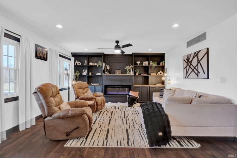 525 Boone Lane Mitchell IN 47446