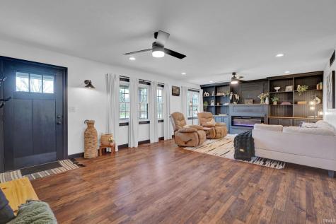 525 Boone Lane Mitchell IN 47446