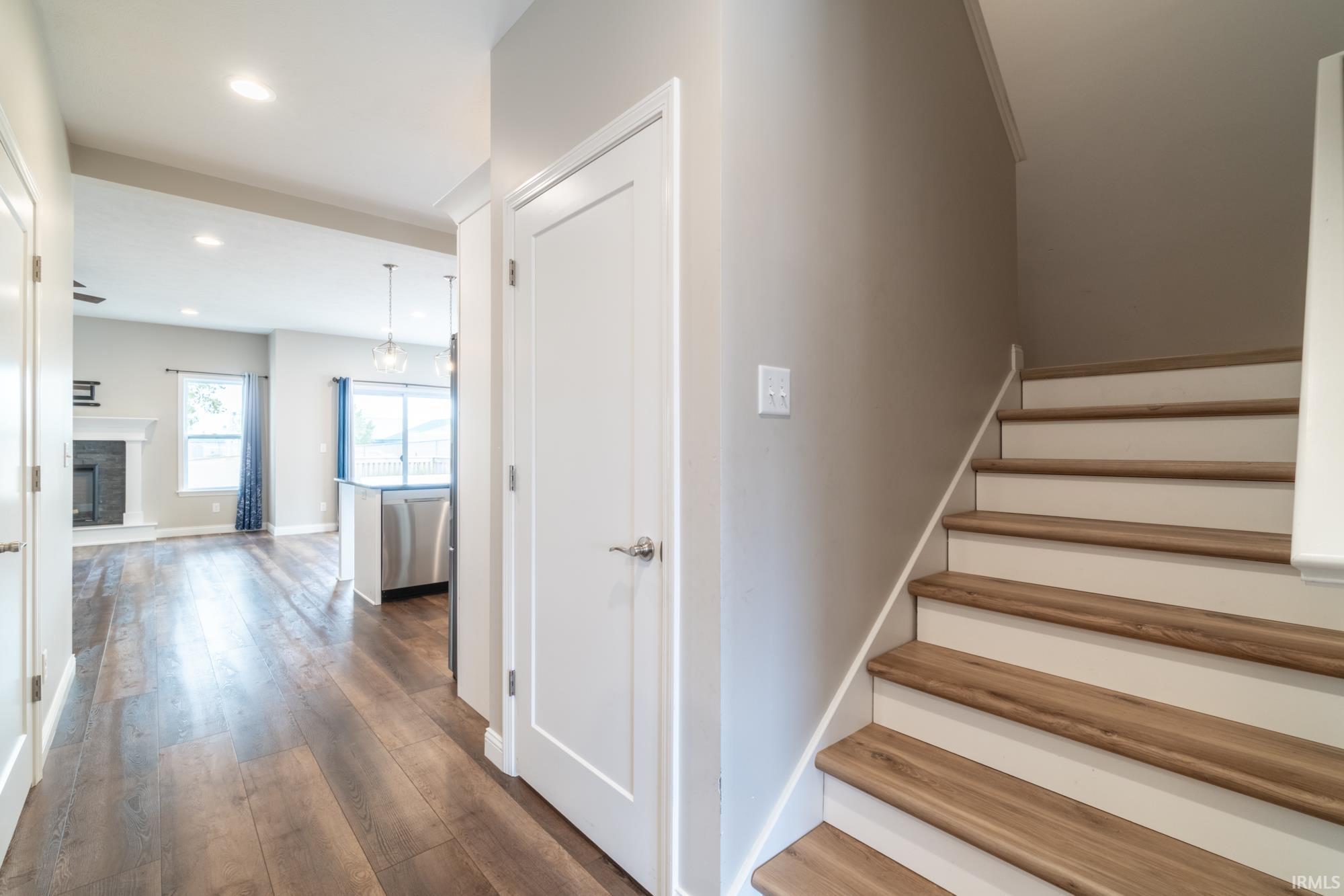 2610 Nature View Drive Warsaw IN 46582