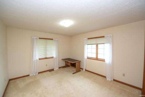 8949 Kirkridge Bluff Lafayette IN 47905