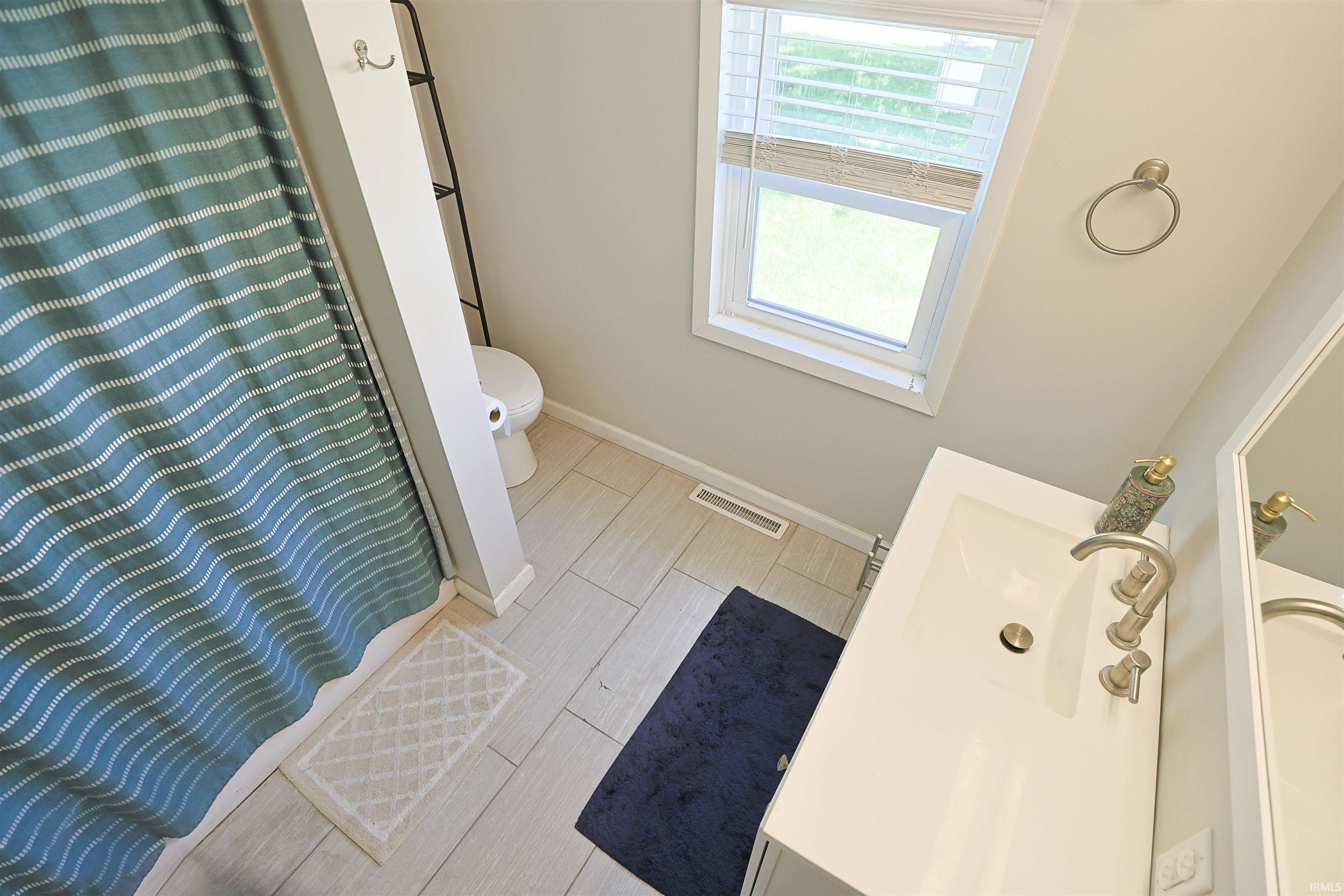 502 W 10th Street Mishawaka IN 46544