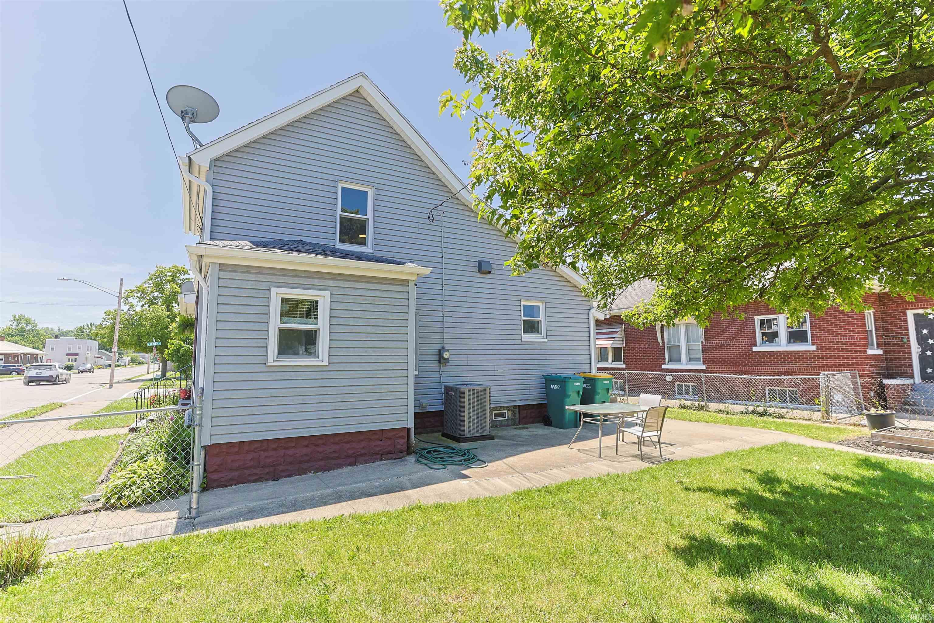 502 W 10th Street Mishawaka IN 46544