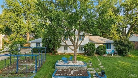 4425 E Cambridge Court Bloomington IN 47408