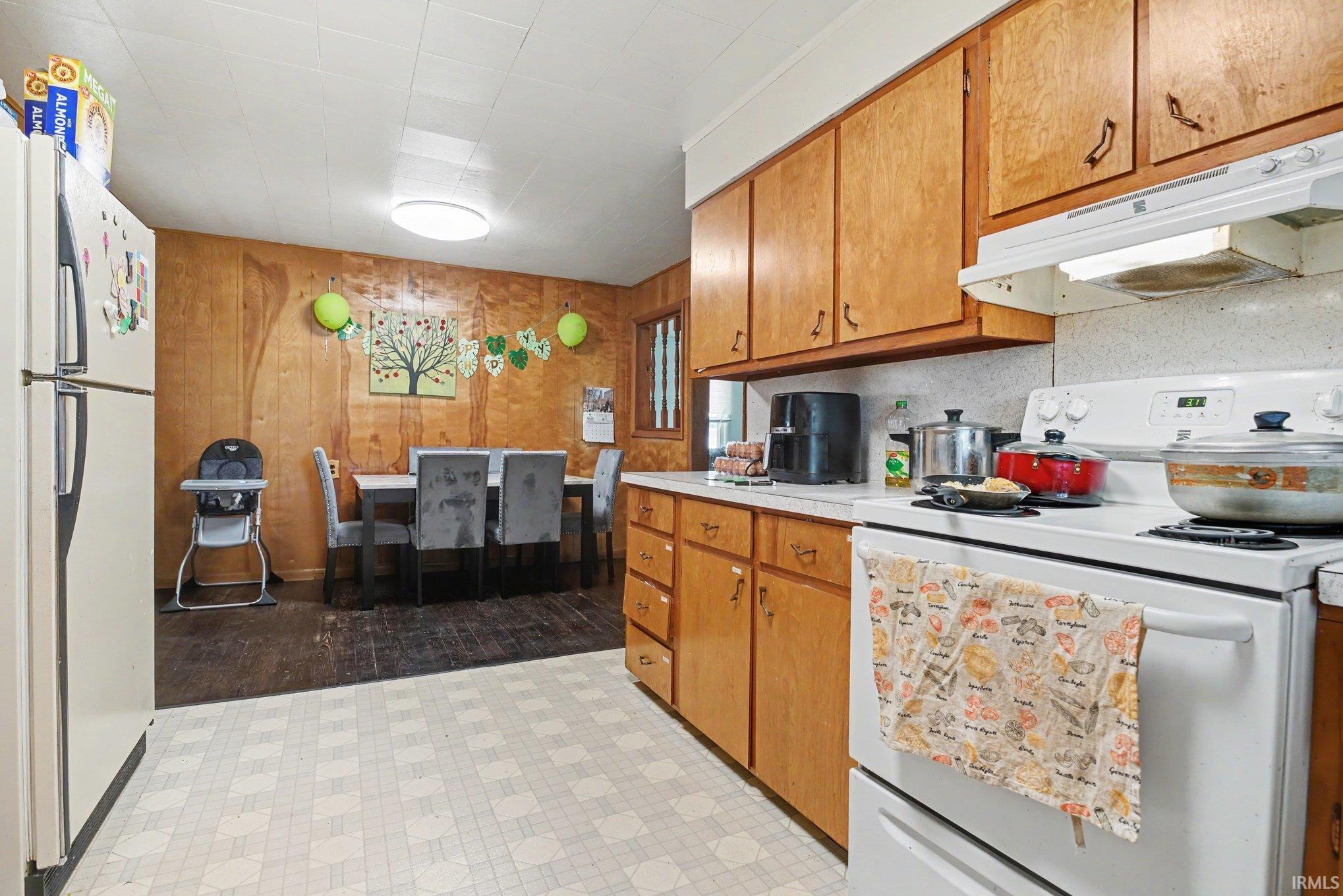 615 N Riverside Boulevard Goshen IN 46528