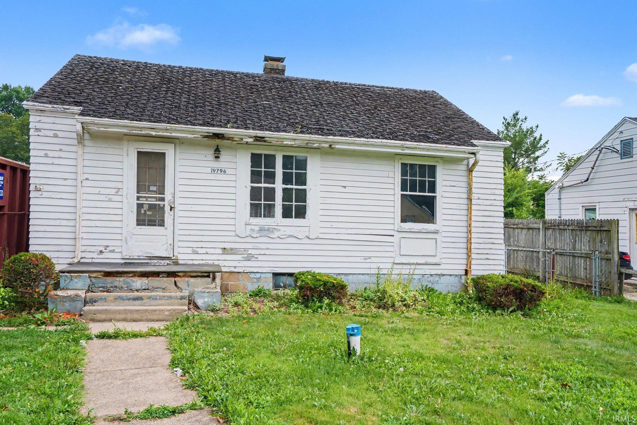 19796 Gilmer Street South Bend IN 46614