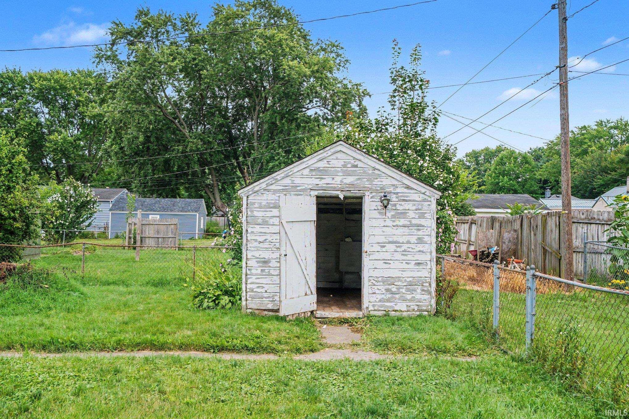 19796 Gilmer Street South Bend IN 46614