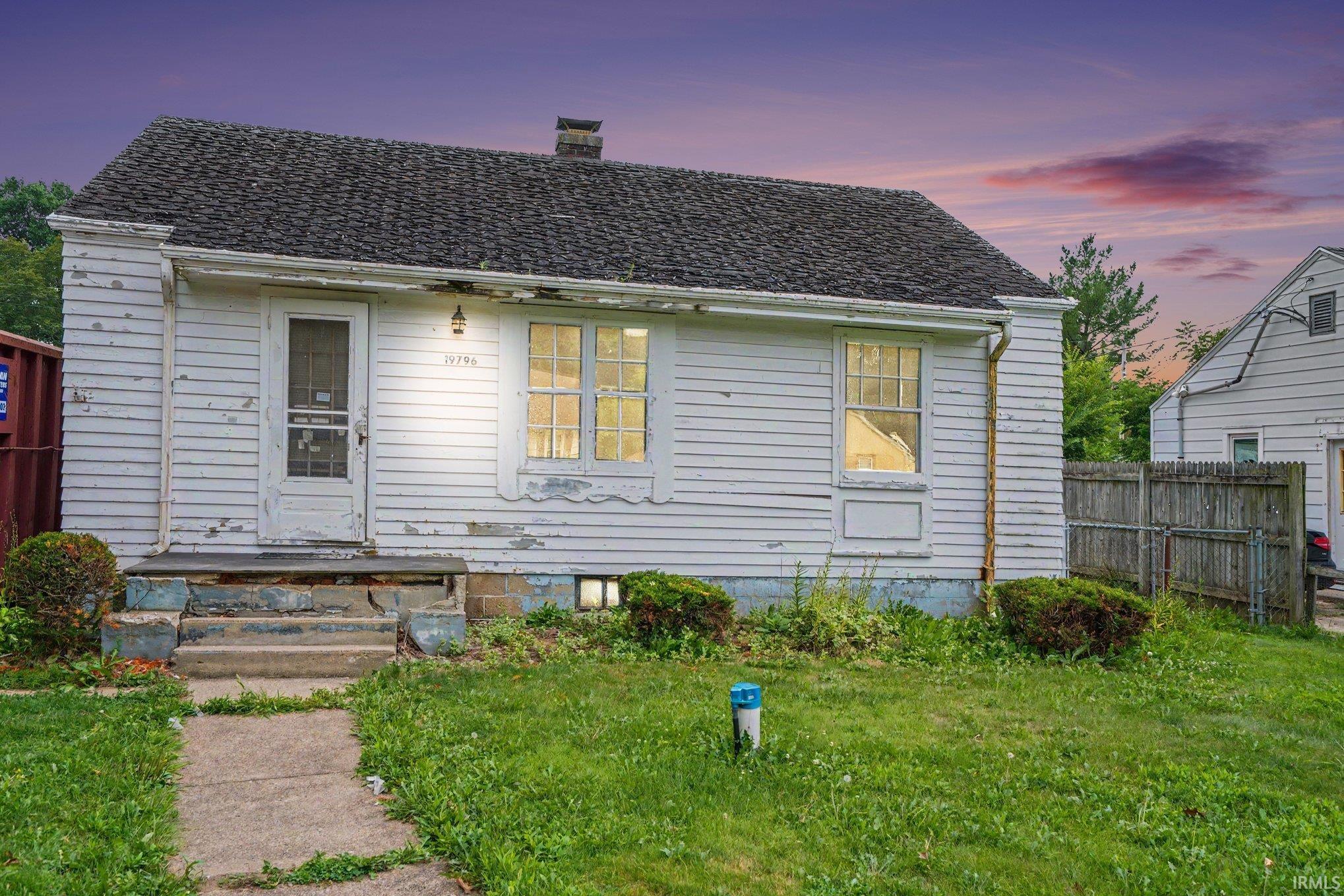 19796 Gilmer Street South Bend IN 46614