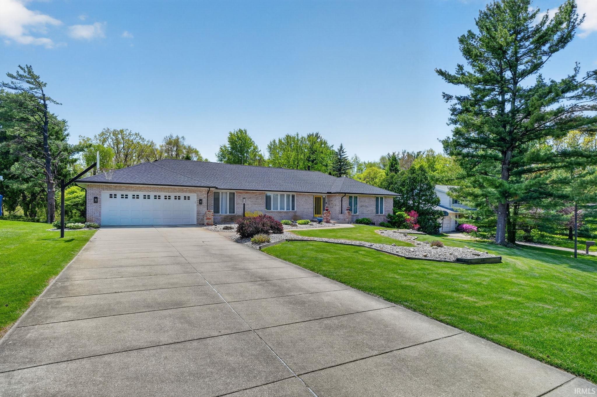 17202 Pencross Drive Granger IN 46530