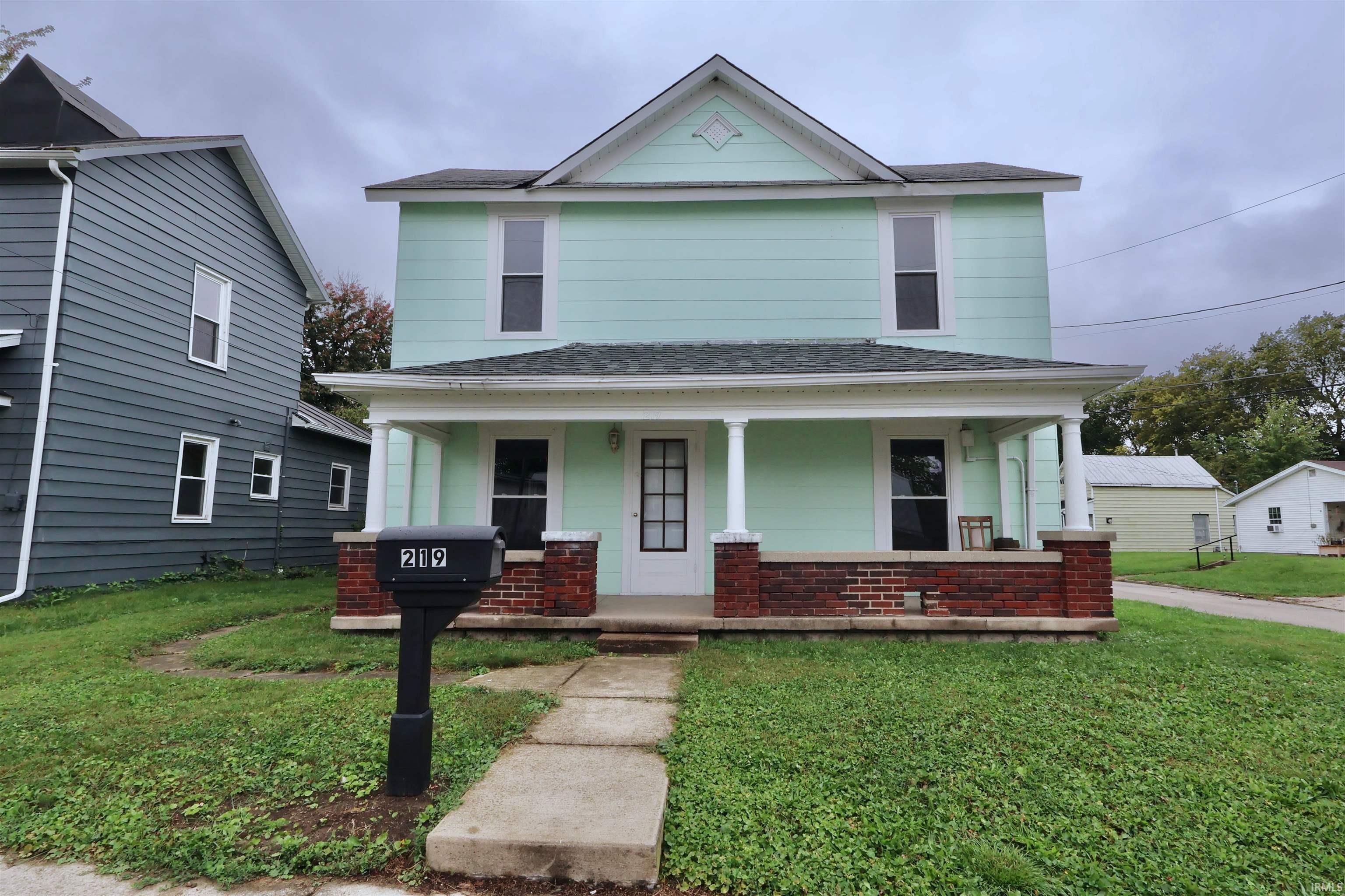 219 N Union Street Winchester IN 47394