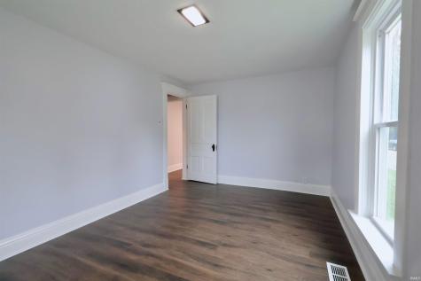 219 N Union Street Winchester IN 47394