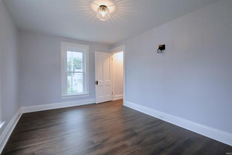 219 N Union Street Winchester IN 47394