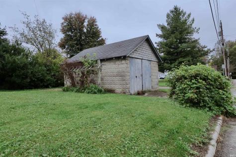 219 N Union Street Winchester IN 47394