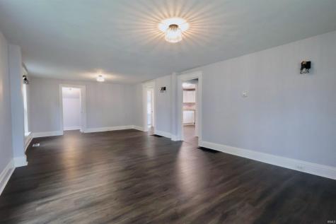 219 N Union Street Winchester IN 47394