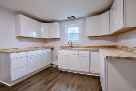 219 N Union Street Winchester IN 47394