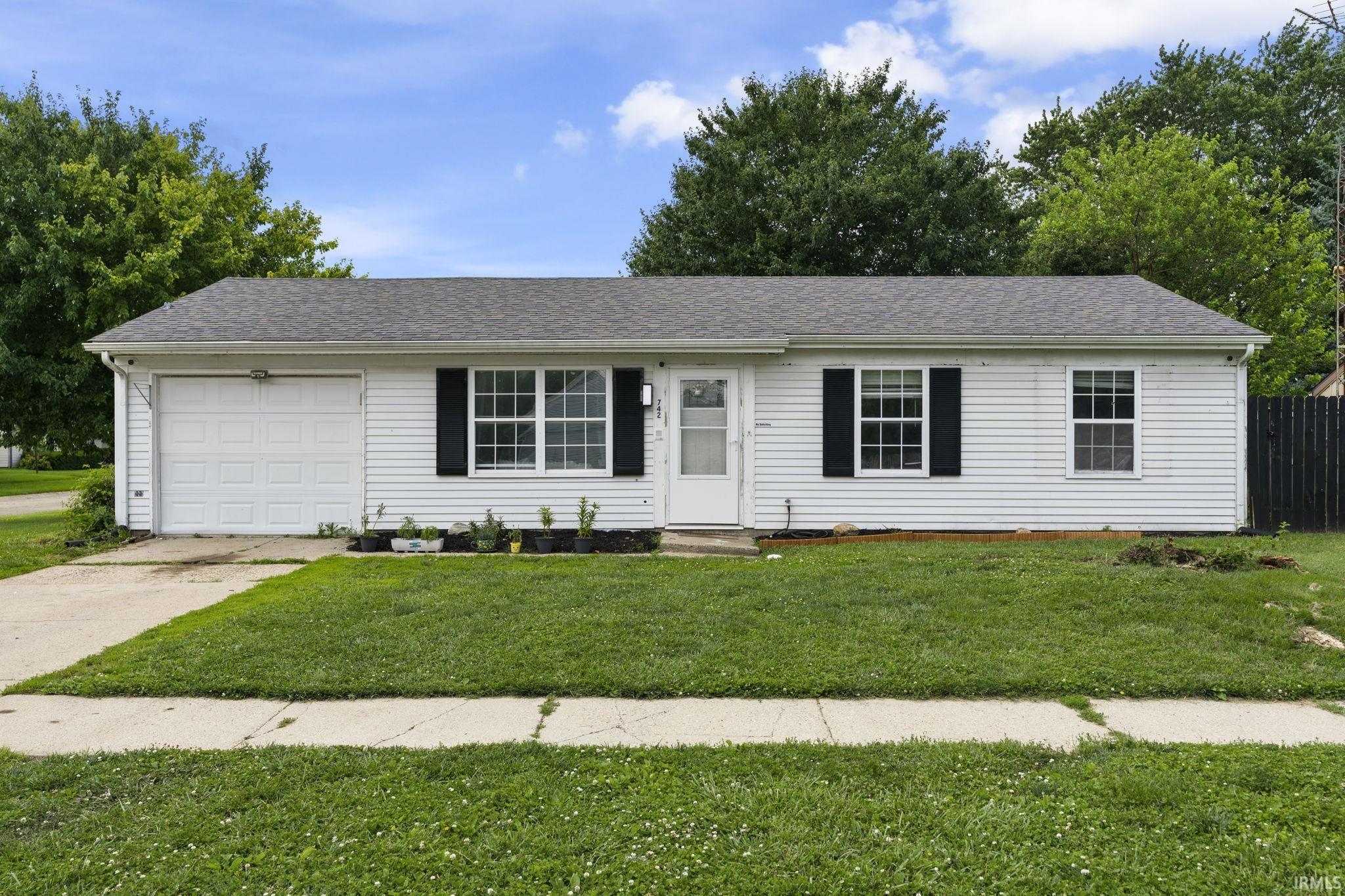 742 Clover Lane Lafayette IN 47905