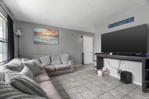 742 Clover Lane Lafayette IN 47905