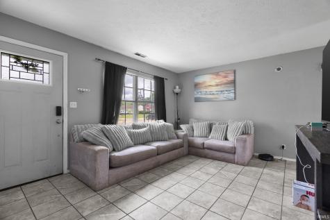 742 Clover Lane Lafayette IN 47905