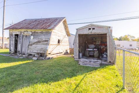 205 S Franklin Street Parker City IN 47368