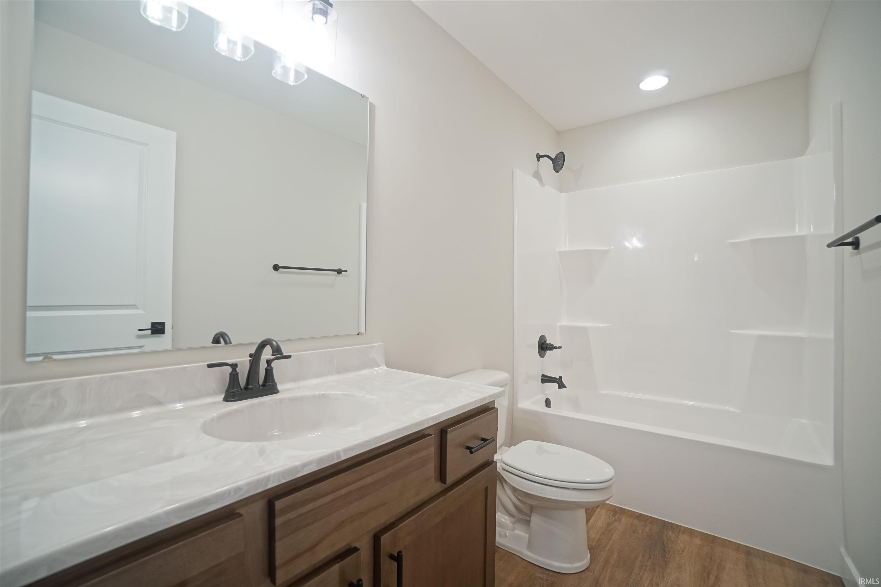 445 N Eastfield Circle Milford IN 46542