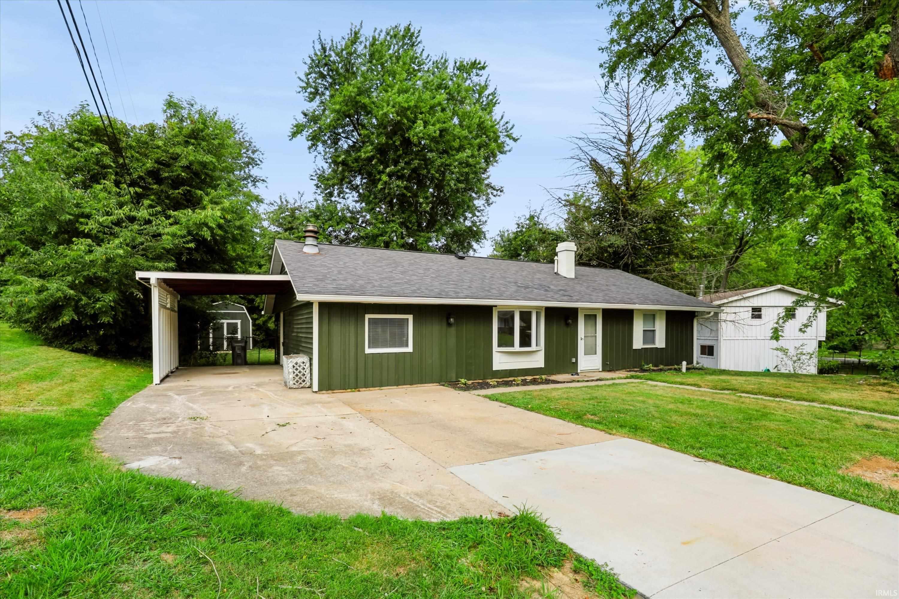 3321 N Stoneycrest Road Bloomington IN 47404