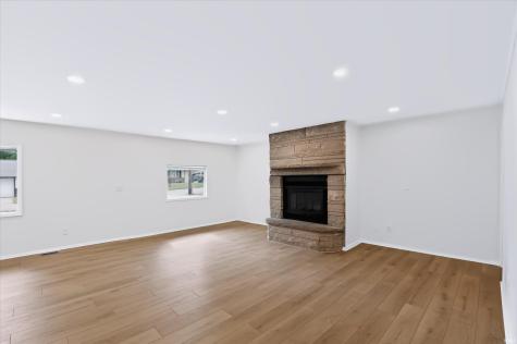 3321 N Stoneycrest Road Bloomington IN 47404