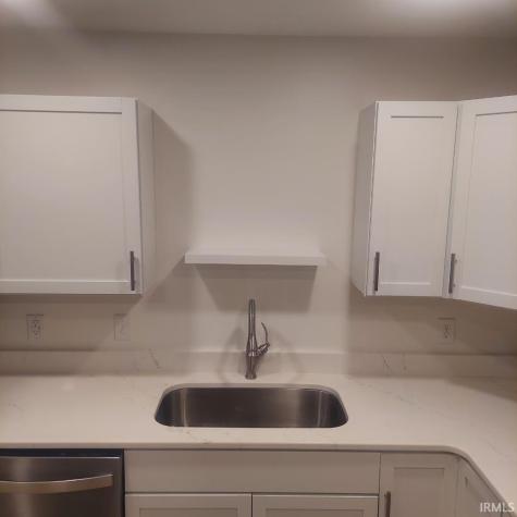 3321 N Stoneycrest Road Bloomington IN 47404