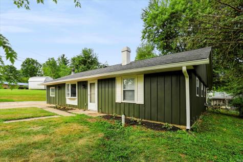 3321 N Stoneycrest Road Bloomington IN 47404