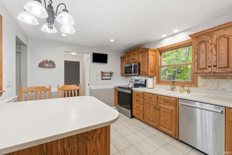 5819 Rosedale Drive Fort Wayne IN 46804