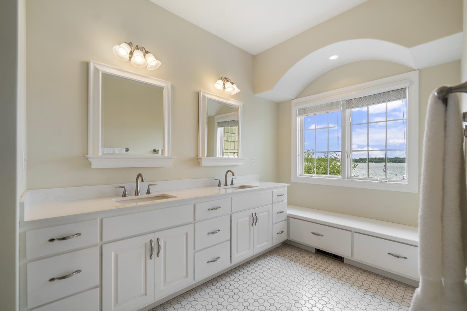 1332 Country Club Terrace Warsaw IN 46580