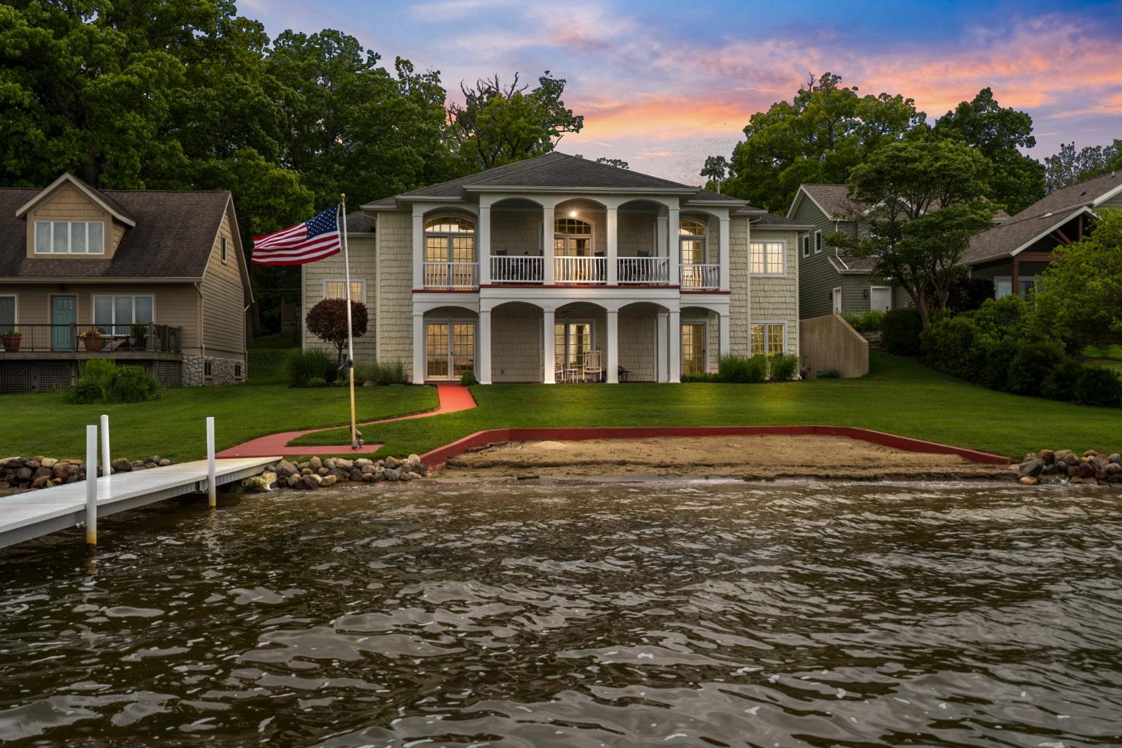 1332 Country Club Terrace Warsaw IN 46580