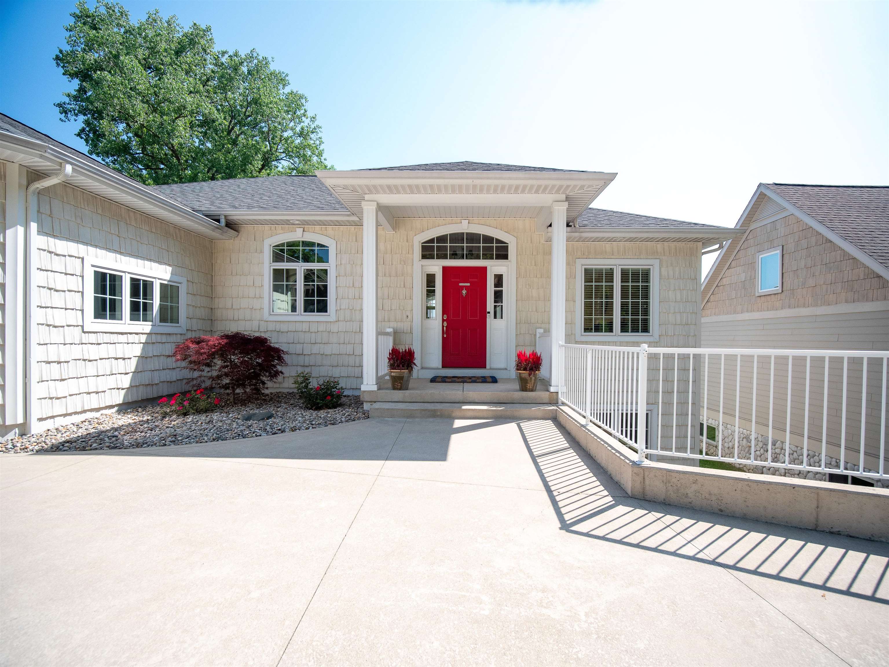 1332 Country Club Terrace Warsaw IN 46580