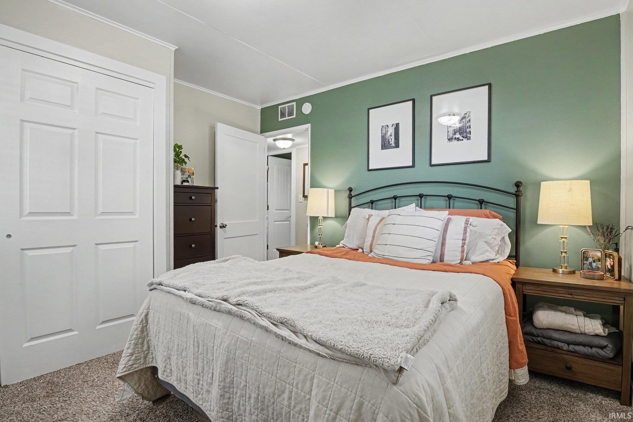 1417 S 11th Street Goshen IN 46526