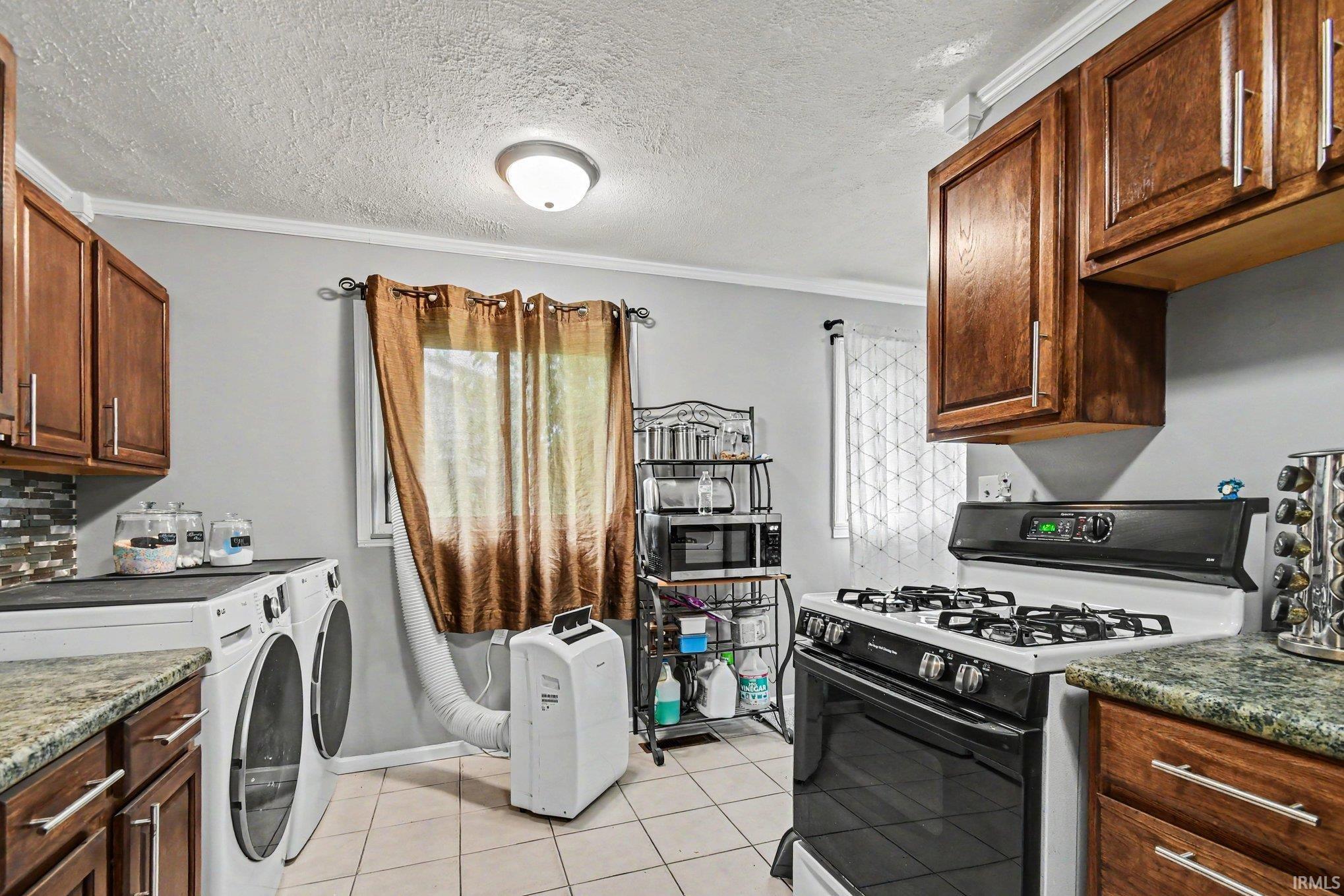 517 E La Salle Avenue Mishawaka IN 46545
