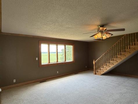 9663 W 100 S Francesville IN 47946