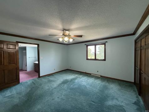 9663 W 100 S Francesville IN 47946