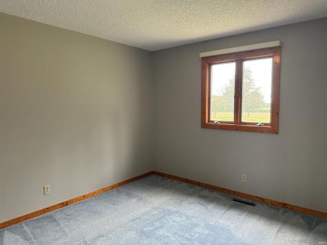 9663 W 100 S Francesville IN 47946