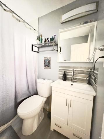 1329 Fremont Street South Bend IN 46628