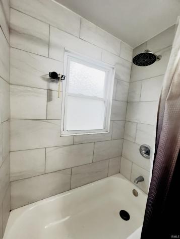 1329 Fremont Street South Bend IN 46628