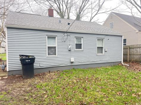 1329 Fremont Street South Bend IN 46628