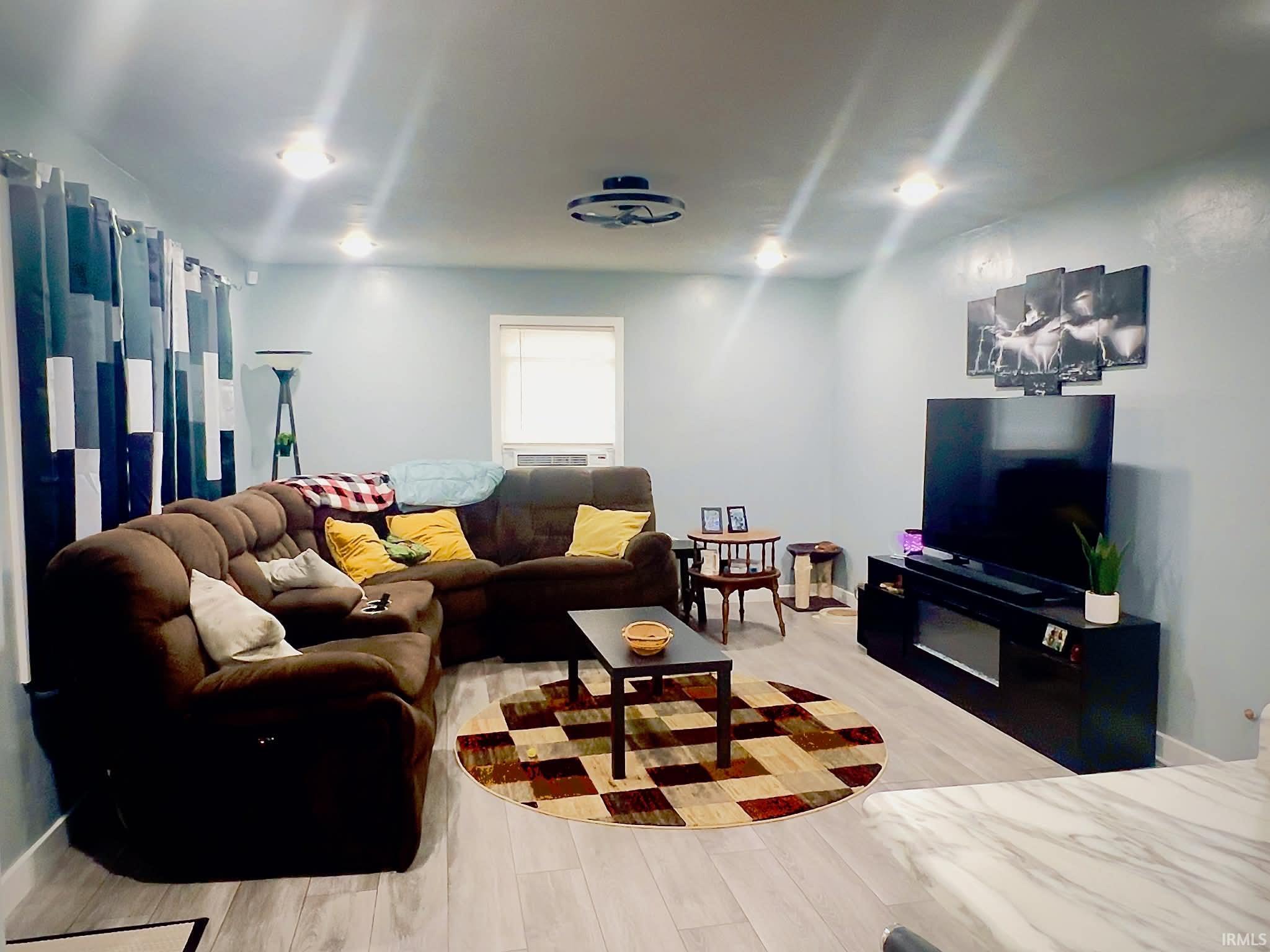 1329 Fremont Street South Bend IN 46628