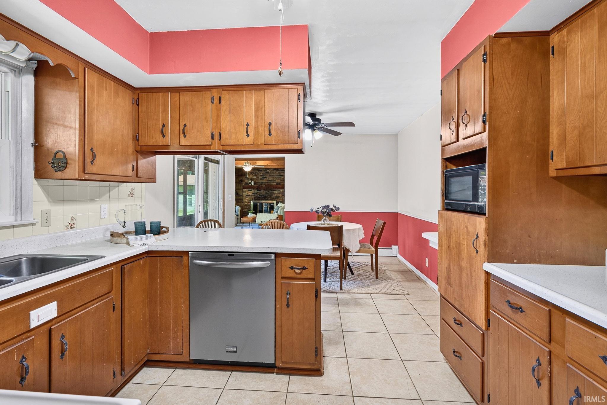 1552 Brookview Avenue Warsaw IN 46580