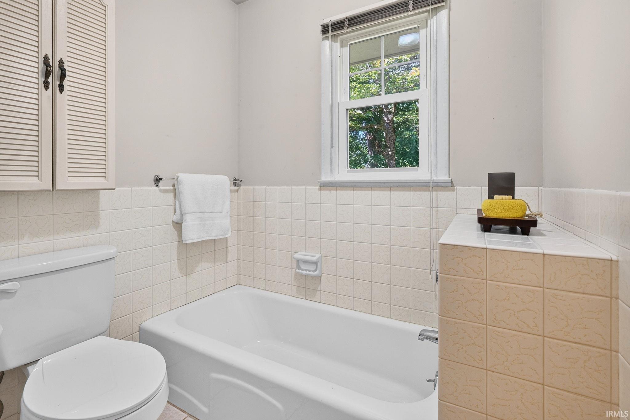 1552 Brookview Avenue Warsaw IN 46580