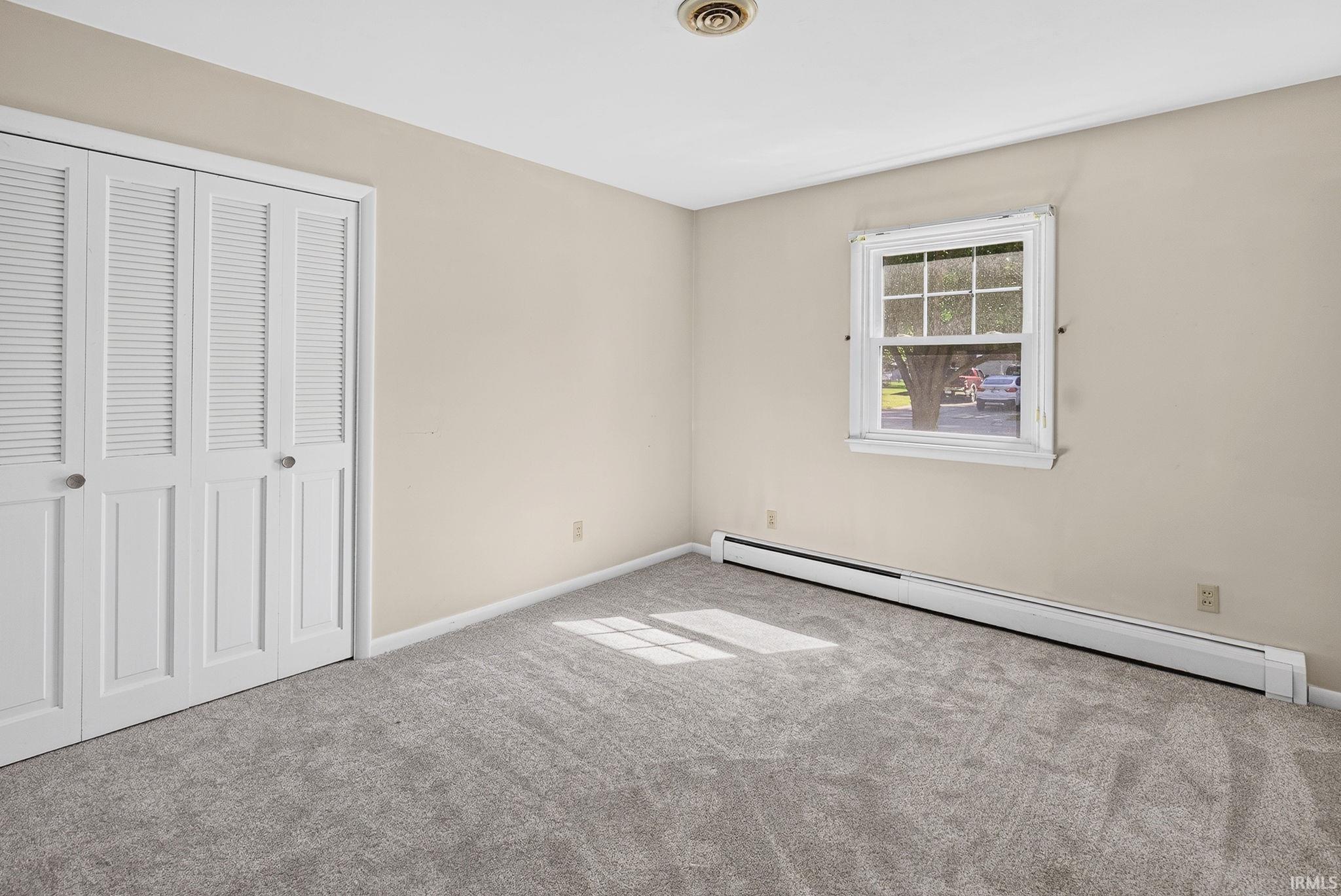 1552 Brookview Avenue Warsaw IN 46580