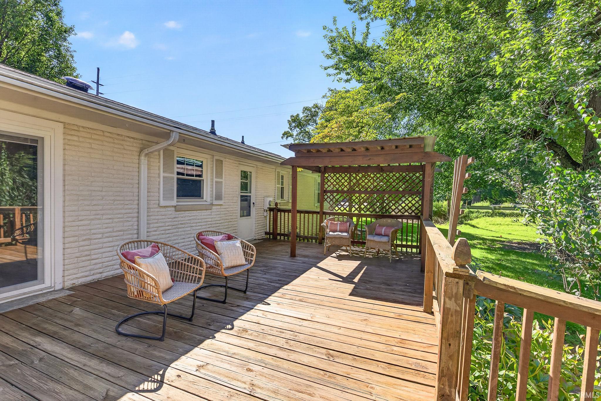 1552 Brookview Avenue Warsaw IN 46580