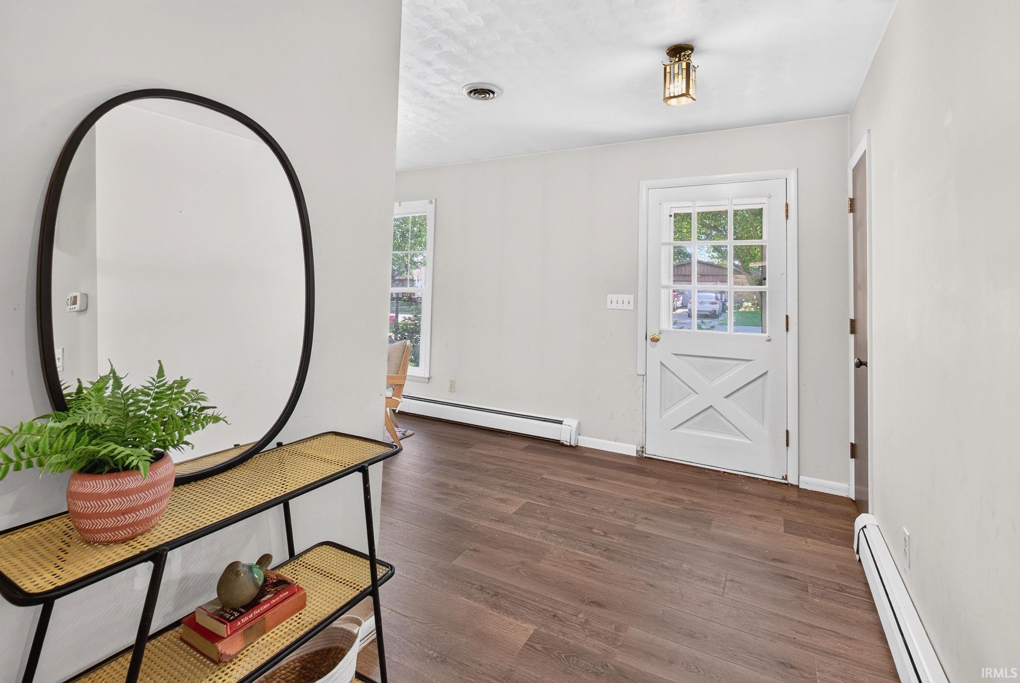 1552 Brookview Avenue Warsaw IN 46580