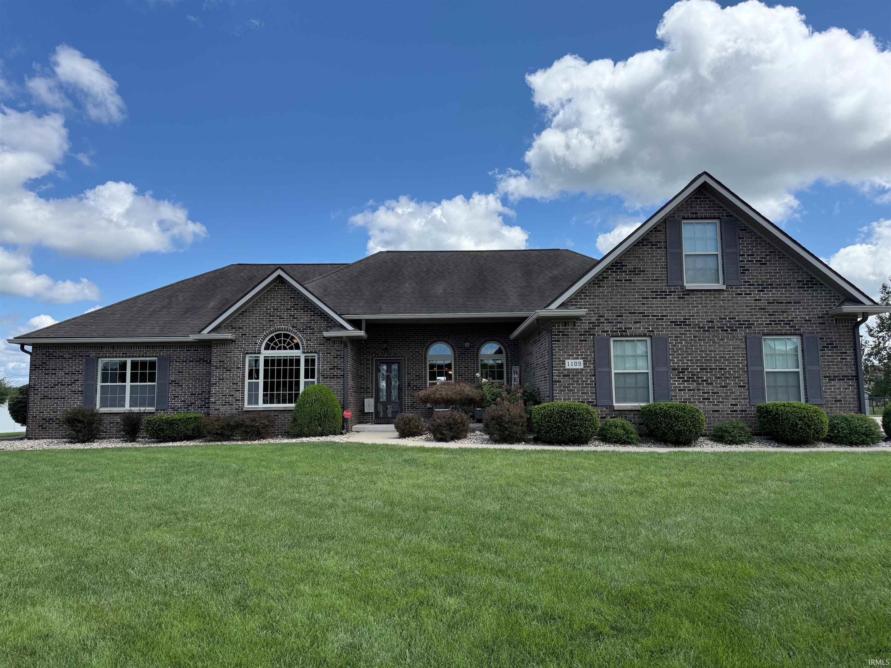 1109 S Deer Run Ellettsville IN 47429